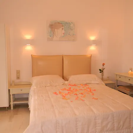 Ξενοδοχείο με διαμερίσματα Margo Naxos City