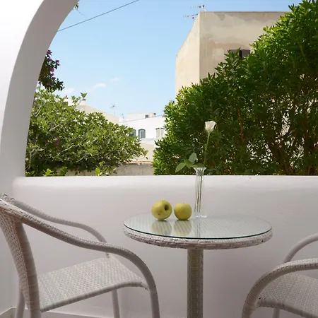 Margo מלון דירות