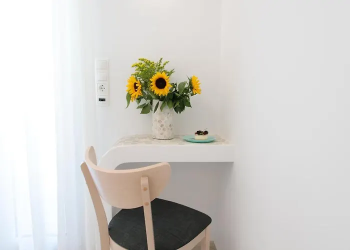 马戈一室公寓酒店 Naxos City