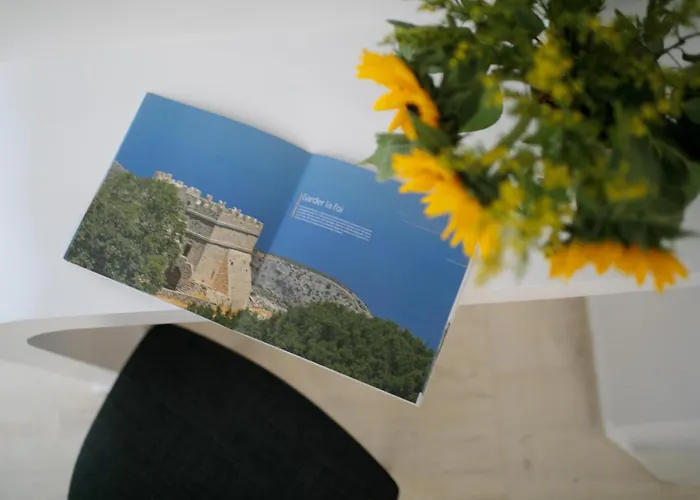 马戈一室公寓酒店 4*