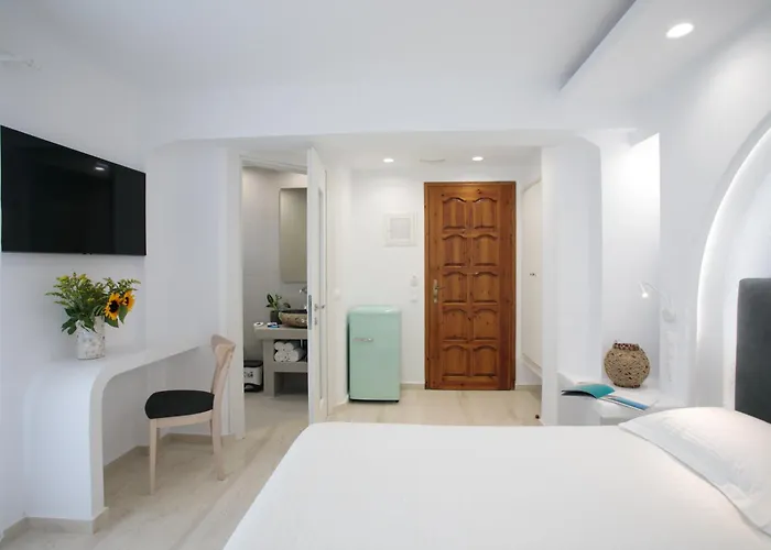 马戈一室公寓酒店 4* Naxos City