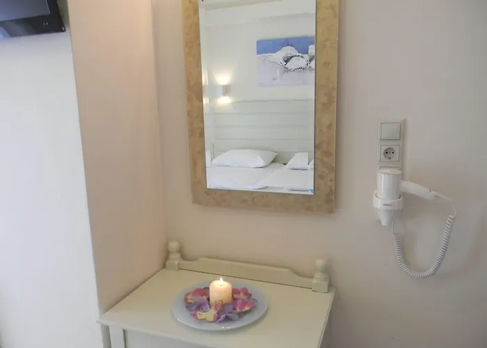 马戈一室公寓酒店 4*